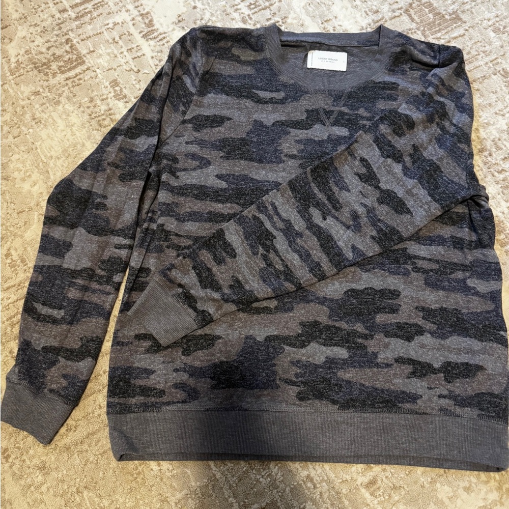 Lucky Brand Women’s Camouflage Crewneck Sweater - Dark Gray